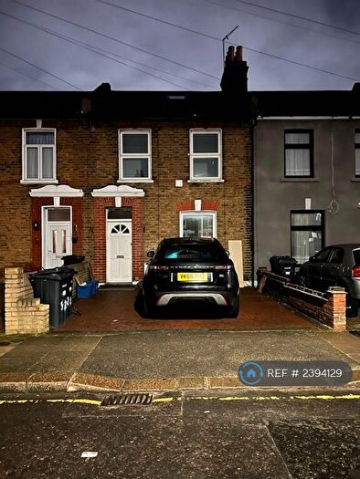 4 Bedroom Terraced House To Rent In Chester Road, Ilford, IG3