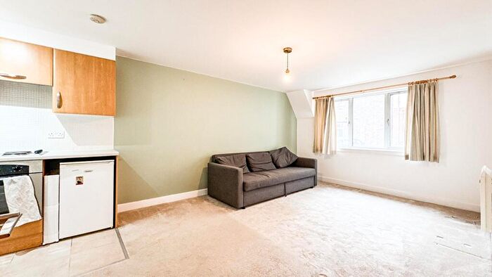 1 Bedroom Flat To Rent In New Charlotte Street, Bristol, BS3