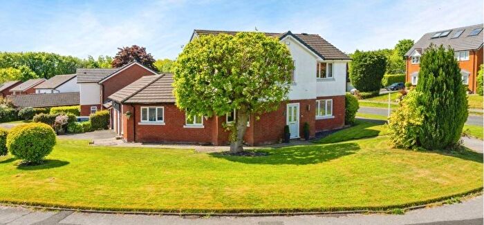 4 Bedroom Detached House For Sale In Brambling Drive, Westhoughton, BL5