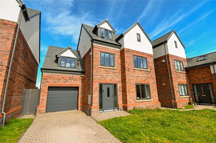 4 Bedroom Detached House For Sale In Vyner Croft, Prenton, Wirral, CH43