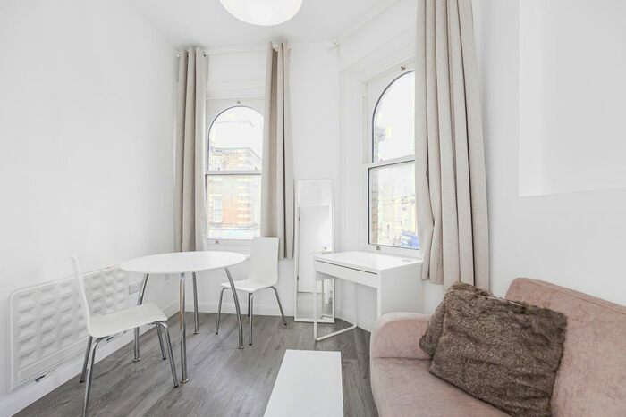 Studio To Rent In High Streert, London, NW10