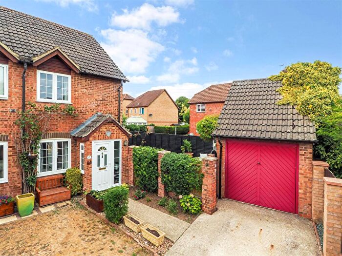 2 Bedroom Semi-Detached House For Sale In Dove Close, Andover, SP10