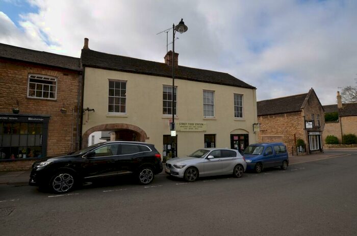 1 Bedroom Flat To Rent In Castle Street, Stamford, PE9