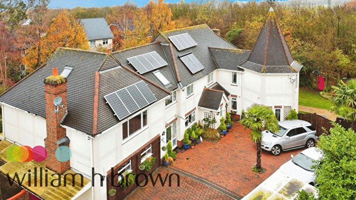 9 Bedroom Detached House To Rent In Broadoaks Crescent, Braintree, CM7