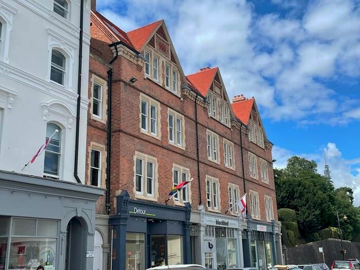 3 Bedroom Flat To Rent In A Worcester Road, Malvern, Worcestershire, WR14