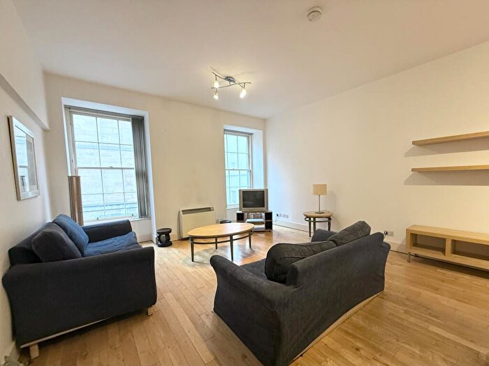 2 Bedroom Flat To Rent In Virginia Street, Merchant City., G1