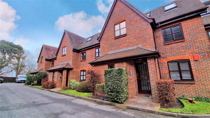 1 Bedroom Flat To Rent In Andrews Place, London, SE9