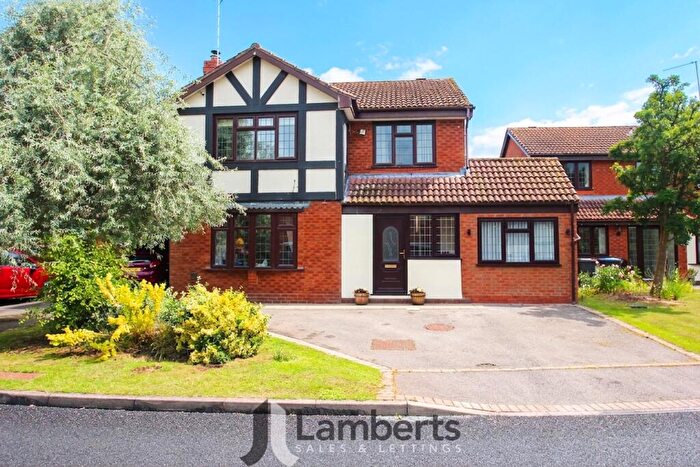 5 Bedroom Detached House For Sale In Riverside, Studley, B80