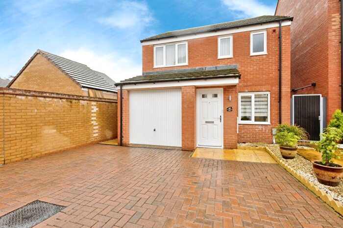 3 Bedroom Detached House For Sale In Chancellor Court, Northampton, NN2