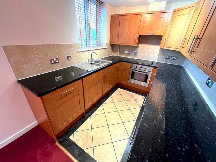 2 Bedroom Flat To Rent In Tulketh Avenue, Ashton-On-Ribble, Preston, PR2