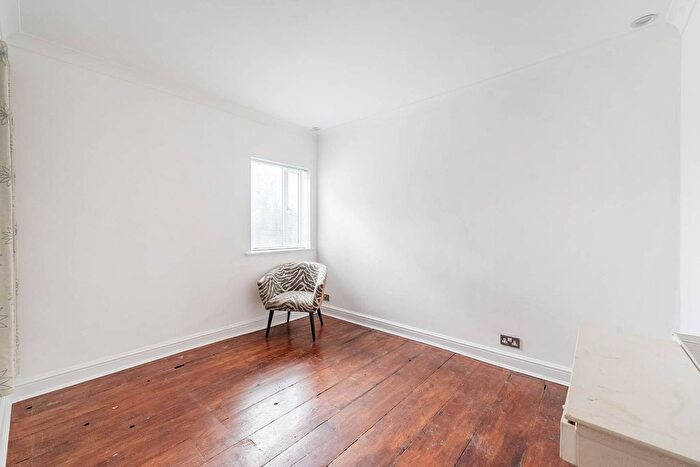 2 Bedroom Flat To Rent In Pinner Road, Harrow, HA1
