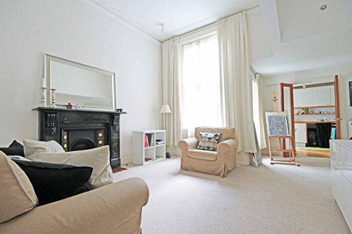 1 Bedroom Flat To Rent In Fairholme Road, London, W14