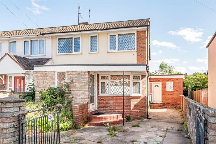 3 Bedroom End Of Terrace House For Sale In Cobden Street, Kidderminster, DY11