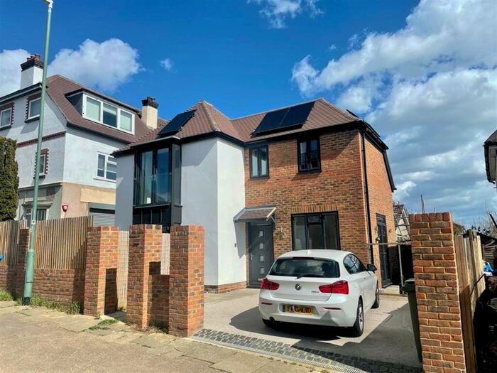 3 Bedroom House To Rent In Coleman Avenue, Hove, BN3