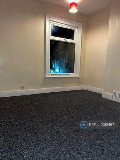 2 Bedroom Terraced House To Rent In Wimborne Road, Luton, LU1