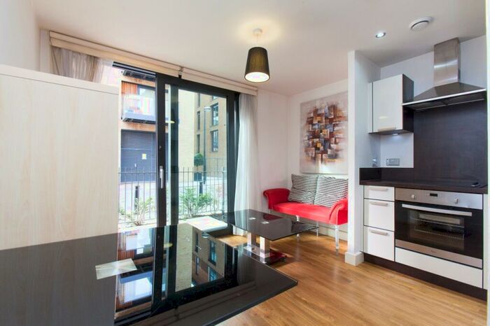 Studio To Rent In Maple Quays, Vancouver House, Canada Water, SE16
