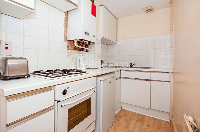 1 Bedroom Flat To Rent In Elgin Avenue, London, W9