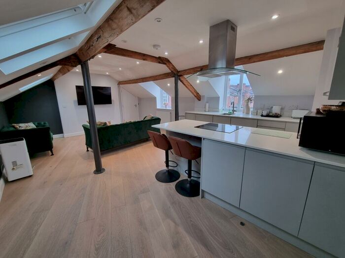 2 Bedroom Apartment To Rent In Flat, Victoria Terrace, Leamington Spa, CV31