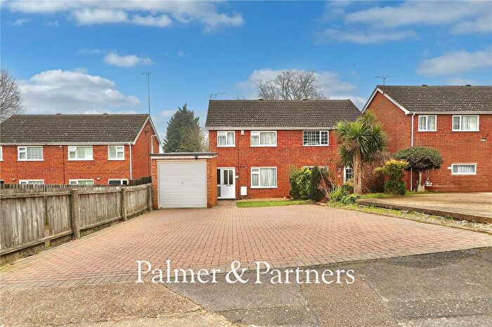 3 Bedroom Semi Detached House For Sale In Laurelhayes, Ipswich, Suffolk, IP2