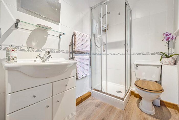 3 Bedroom Detached Bungalow For Sale In Forts Orchard, Chilthorne Domer, BA22