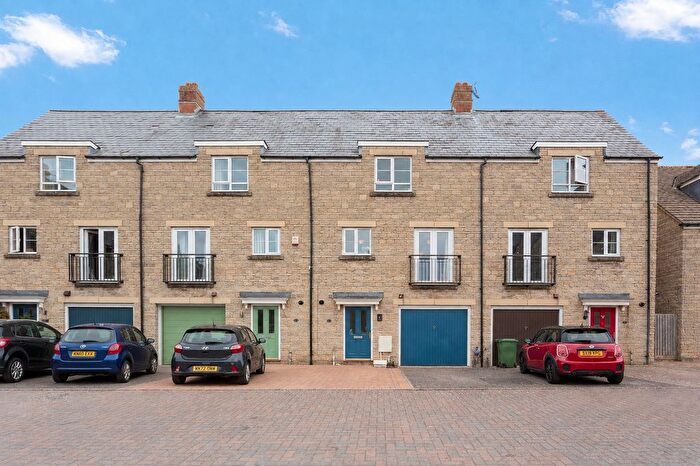 4 Bedroom Terraced House For Sale In Croft Close, Latton, Swindon, Wiltshire, SN6