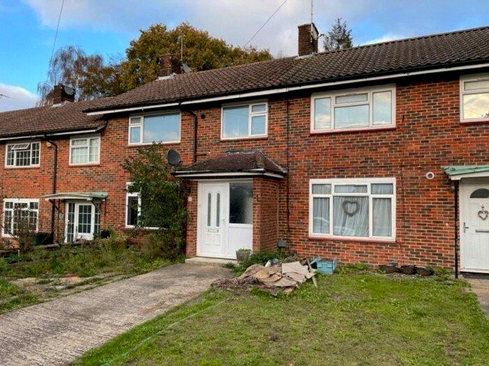 3 Bedroom Terraced House To Rent In Hawthorne Close, Crawley, West Sussex, RH11