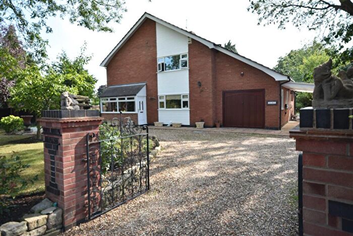 4 Bedroom Detached House For Sale In Front Street, Barnby In The Willows, Newark, NG24