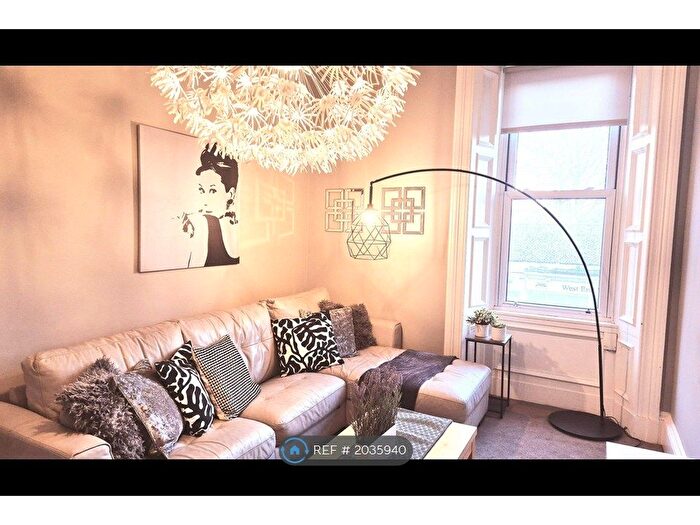 5 Bedroom Flat To Rent In Morningside Road, Edinburgh, EH10