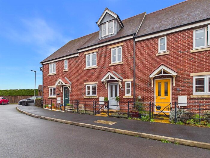 3 Bedroom Terraced House For Sale In Brooklands, Chippenham, SN15