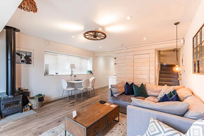 2 Bedroom Barn Conversion For Sale In Chain Free In Sustead, NR11