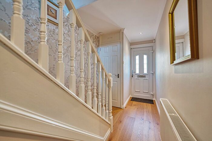 3 Bedroom Terraced House For Sale In St. Giles Way, Hamilton, ML3
