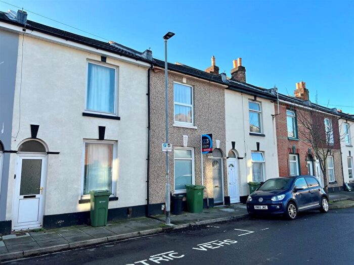 4 Bedroom Terraced House To Rent In Cleveland Road, Southsea, PO5