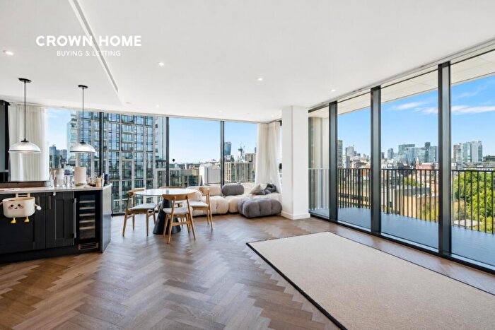 2 Bedroom Apartment To Rent In Merino Gardens, London, E1W