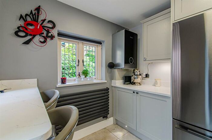 2 Bedroom Cottage For Sale In Little Aston Lane, Sutton Coldfield, B74
