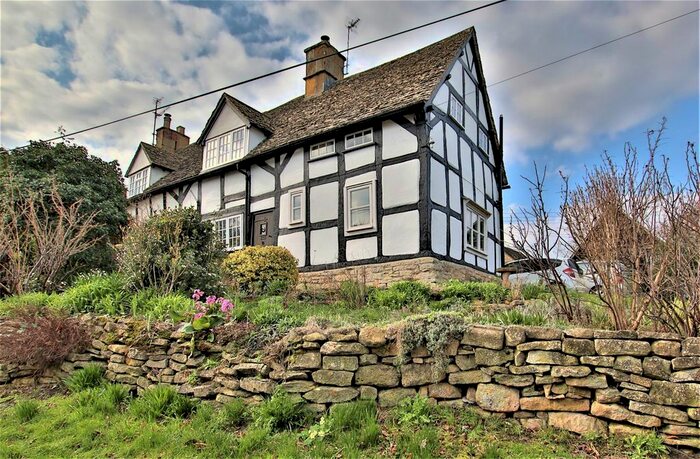 4 Bedroom Cottage For Sale In Alstone, Tewkesbury, GL20