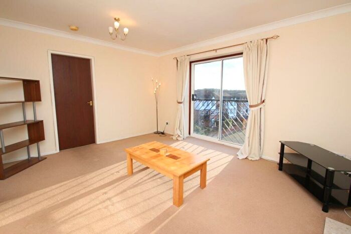 2 Bedroom Apartment To Rent In The Moorings, St Peters Basin, NE6