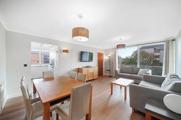 2 Bedroom Flat To Rent In Regent Court, North Bank, NW8