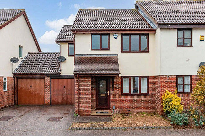 3 Bedroom Semi-Detached House To Rent In The Copse, Hertford, SG13