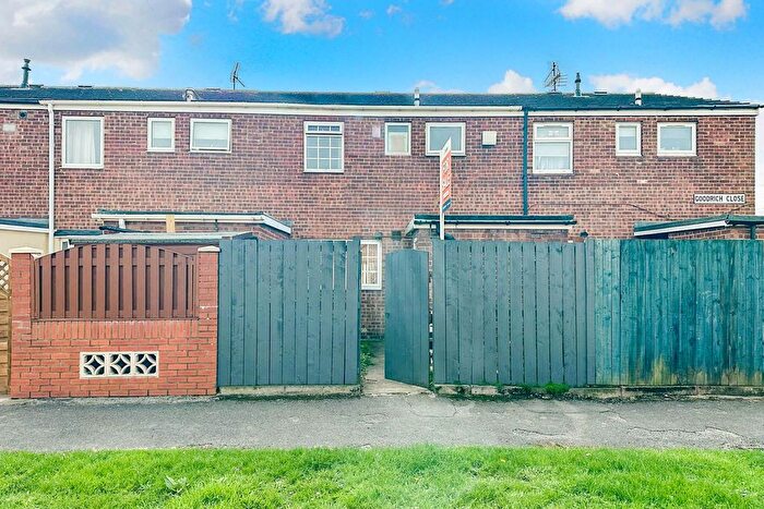 3 Bedroom Terraced House For Sale In Goodrich Close, Hull, HU2