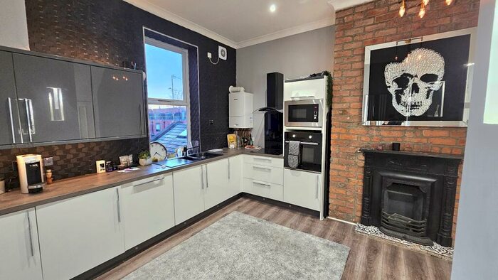 3 Bedroom Apartment To Rent In Didsbury Lodge Hall, Didsbury, M20