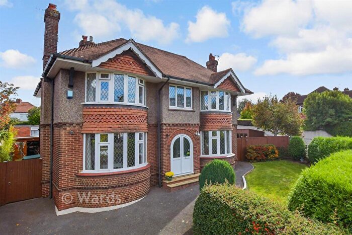 4 Bedroom Detached House For Sale In Loose Road, Maidstone, Kent, ME15