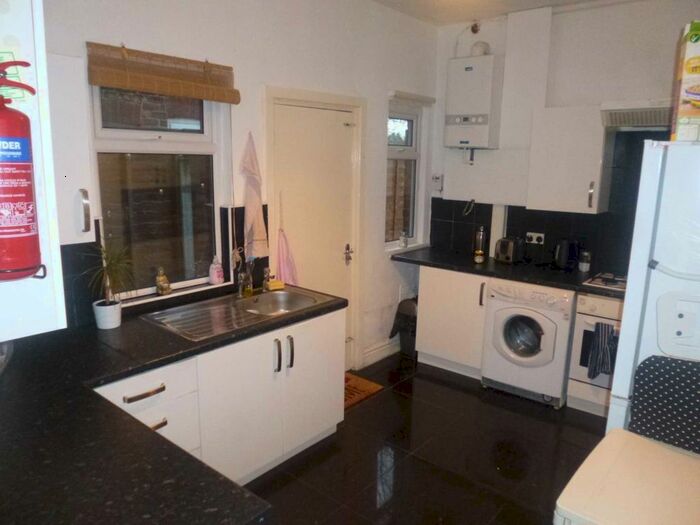4 Bedroom Terraced House To Rent In Filey Road, Fallowfield, M14