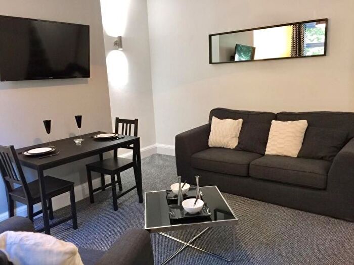 2 Bedroom Property To Rent In Station Parade, Kirkstall, Leeds, LS5