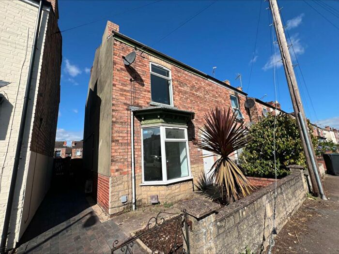 3 Bedroom Semi-Detached House To Rent In Forster Street, Gainsborough, DN21