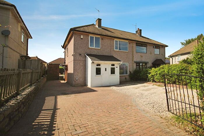 3 Bedroom Property For Sale In Ganners Road, Bramley, Leeds, LS13