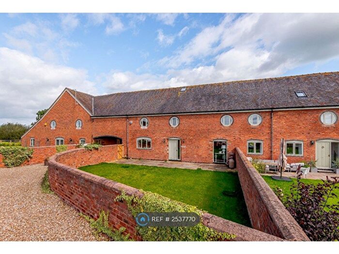 4 Bedroom Semi-Detached House To Rent In Cooks Pit Barns, Faddiley, Nantwich, CW5