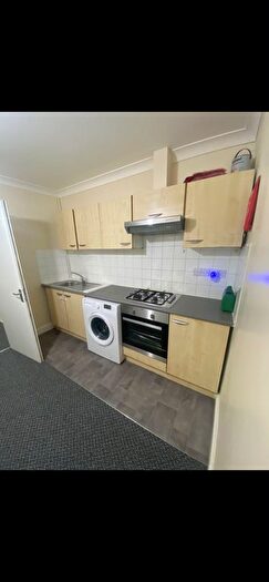 2 Bedroom Flat To Rent In Ilford Lane, Ilford, IG1