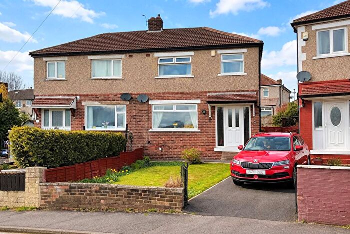 3 Bedroom Semi Detached House For Sale In Grove House Crescent, Bolton Outlanes, Bradford, BD2