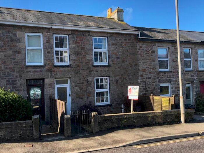 2 Bedroom Property To Rent In Southgate Street, Redruth, TR15