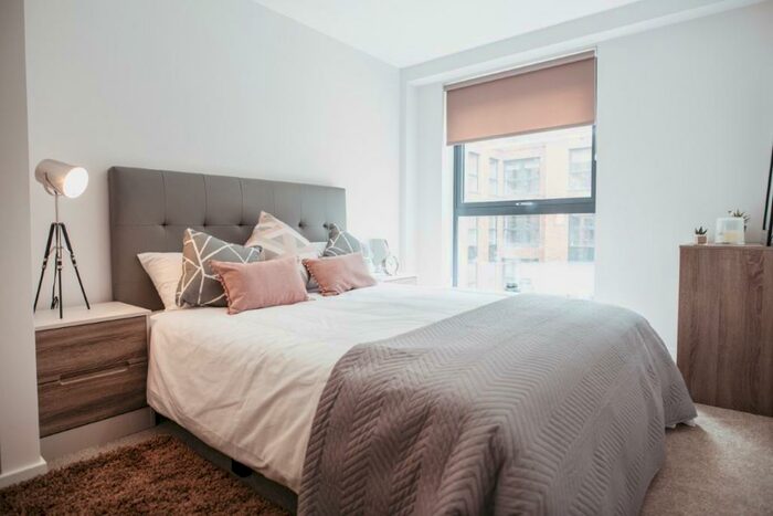 2 Bedroom Apartment To Rent In The Forge Newcastle Upon Tyne, NE1